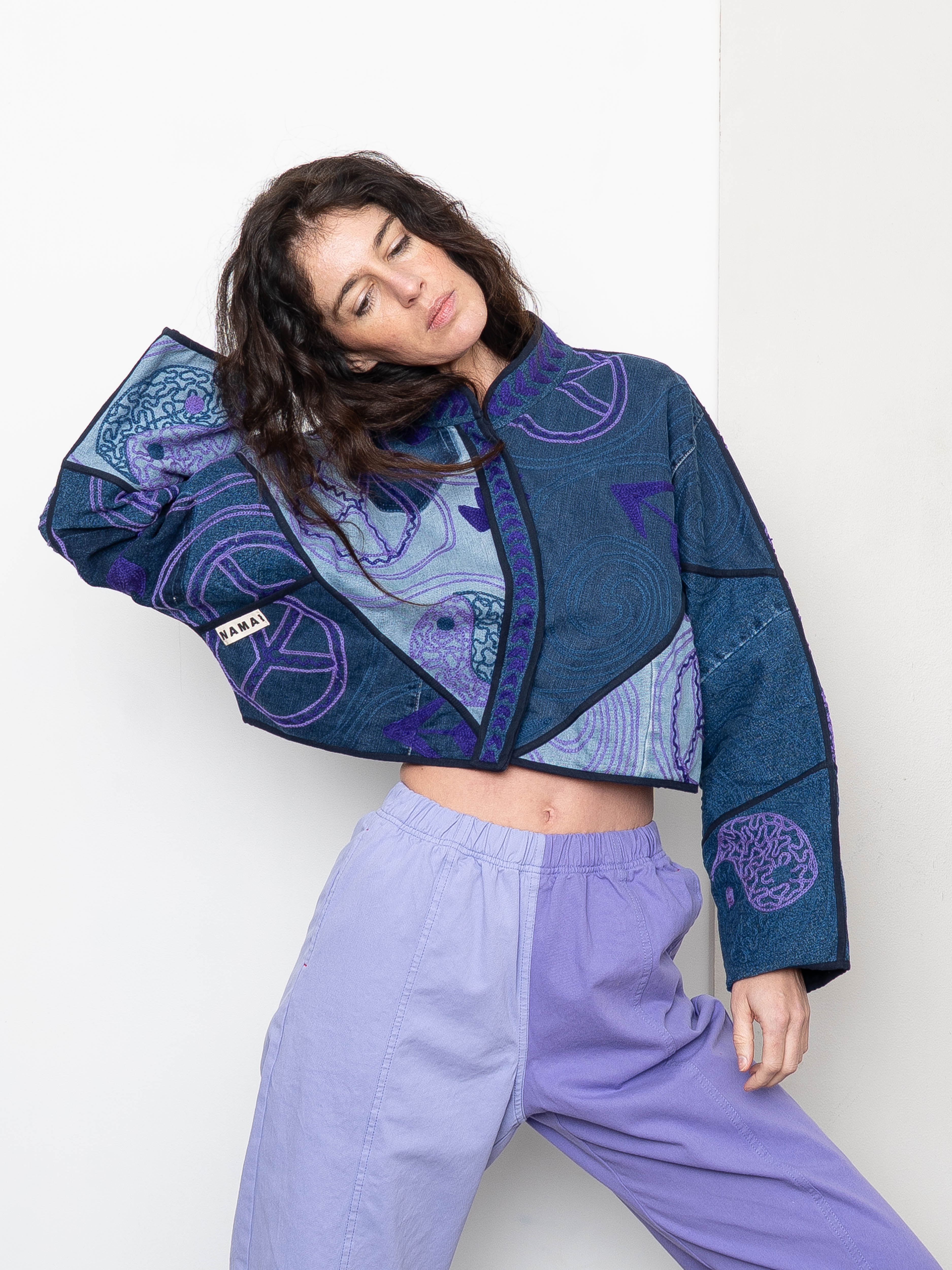 The Kaira Cropped Denim Suzani Jacket - Medium