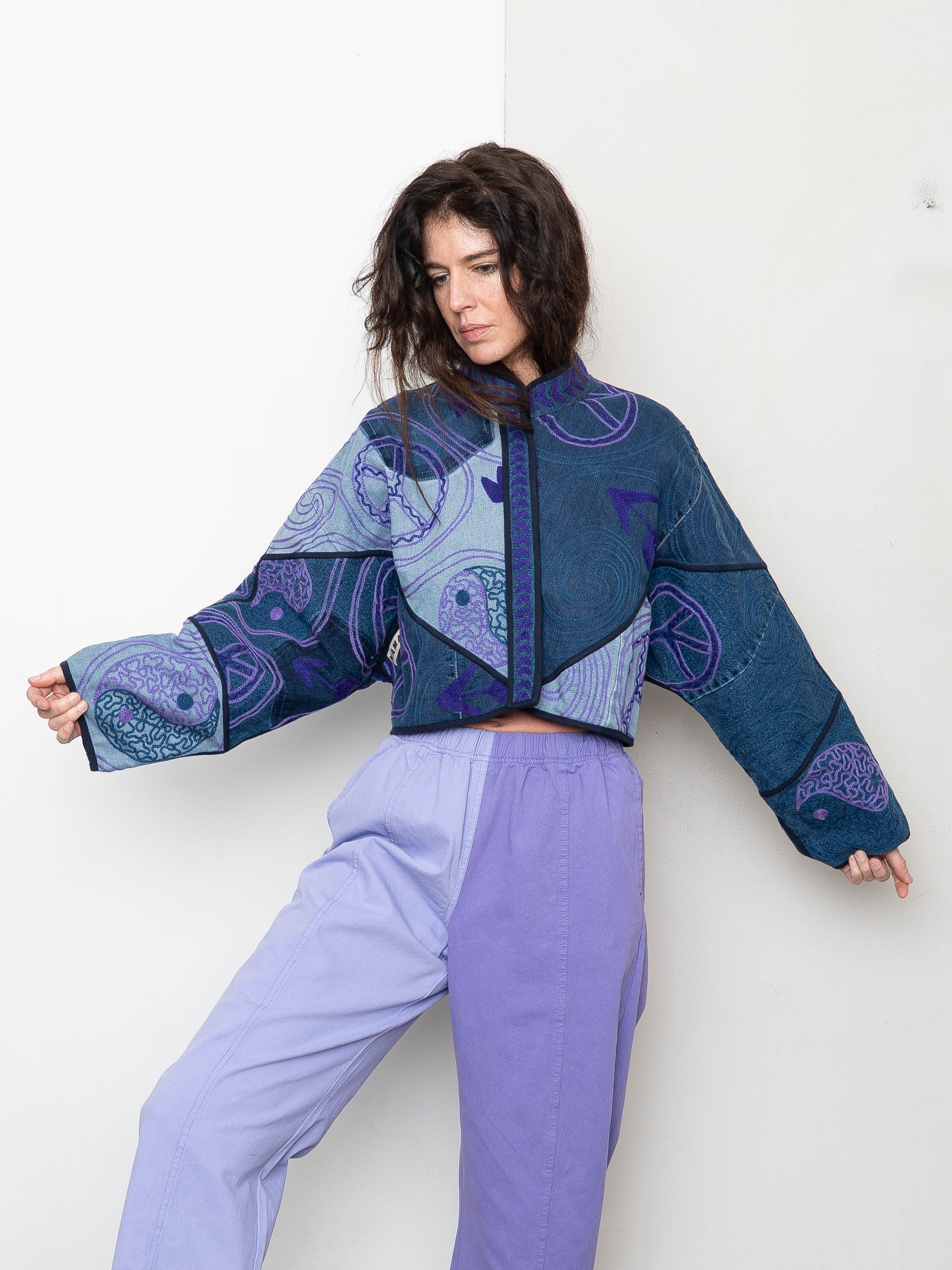 The Kaira Cropped Denim Suzani Jacket - Medium