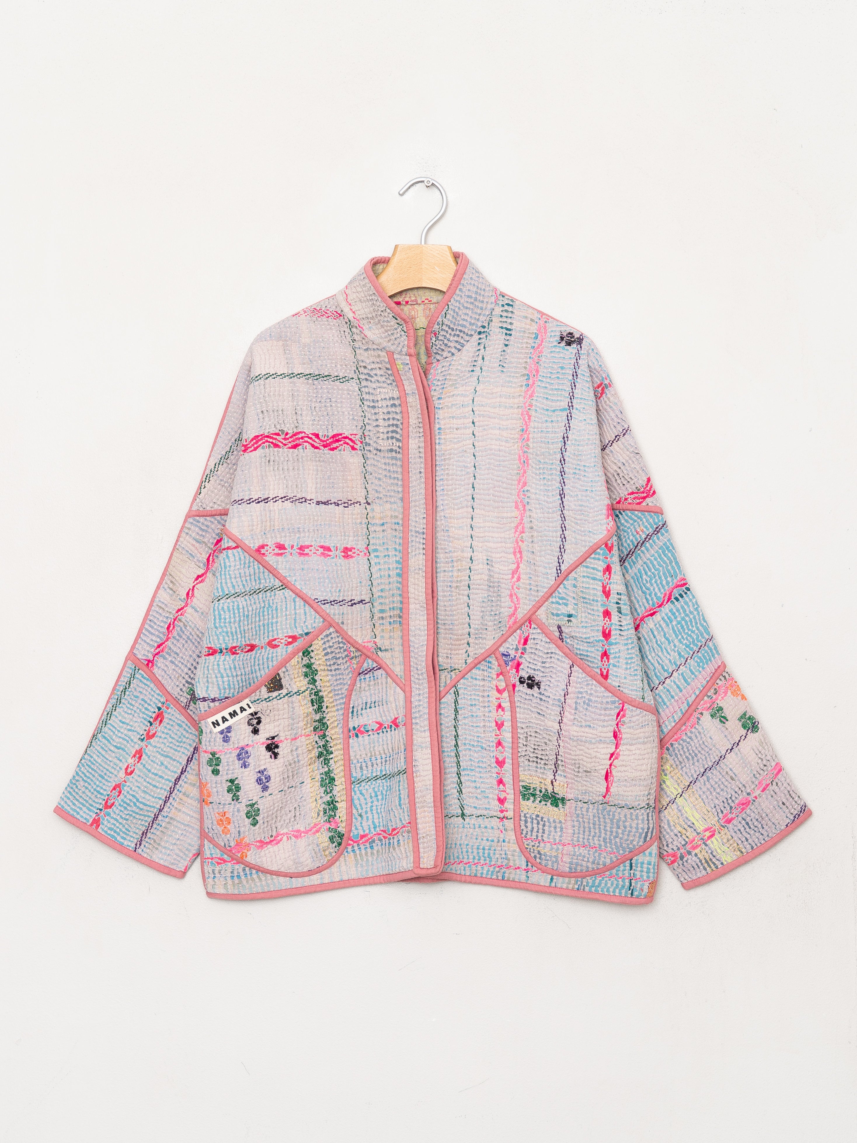ジャケット・アウター eaphi patchwork embroidery lace jacket The Ladhiya Quilted Patchwork Kantha Jacket – NAMAI