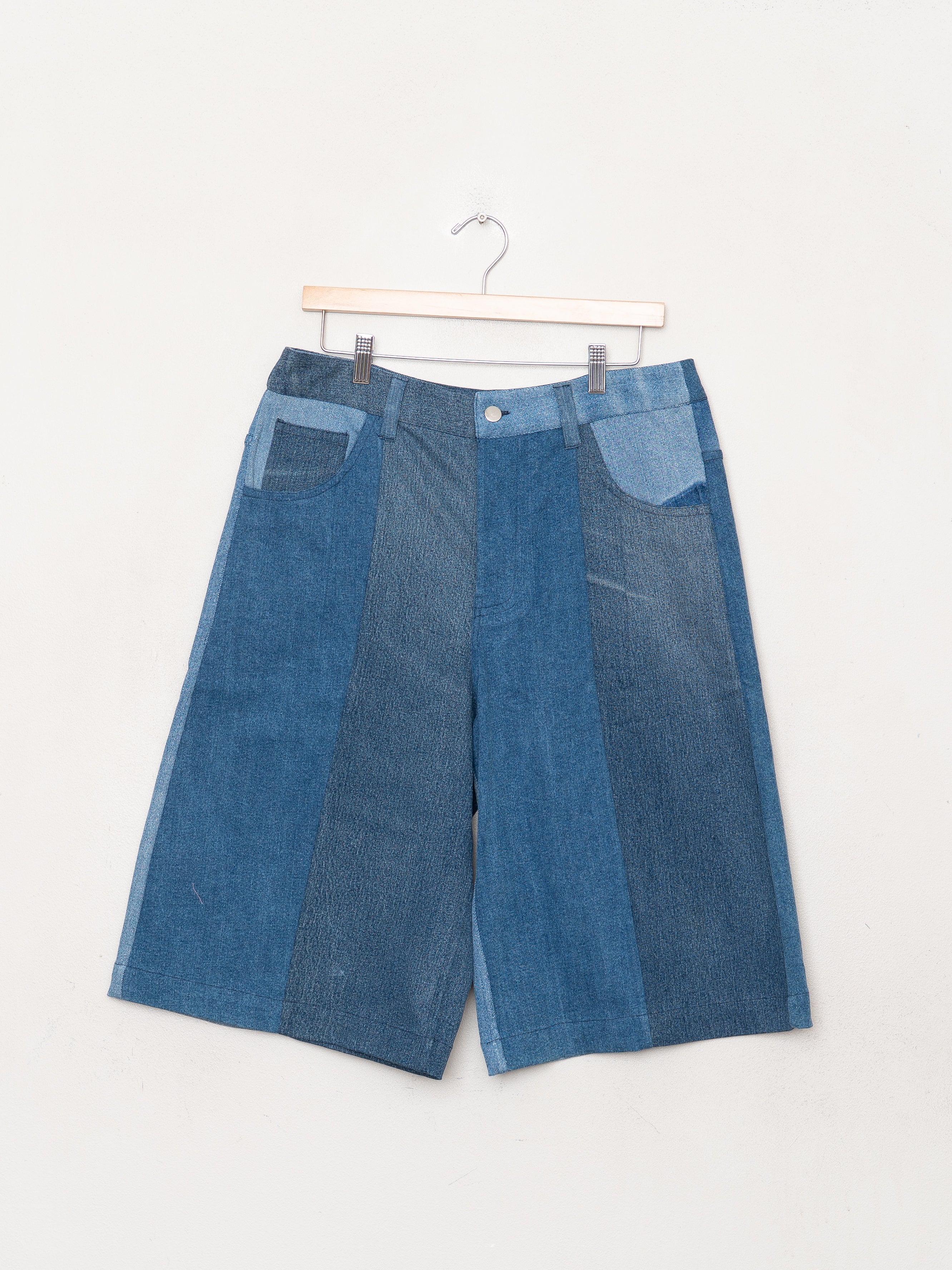 The Kamu Denim Shorts - Large