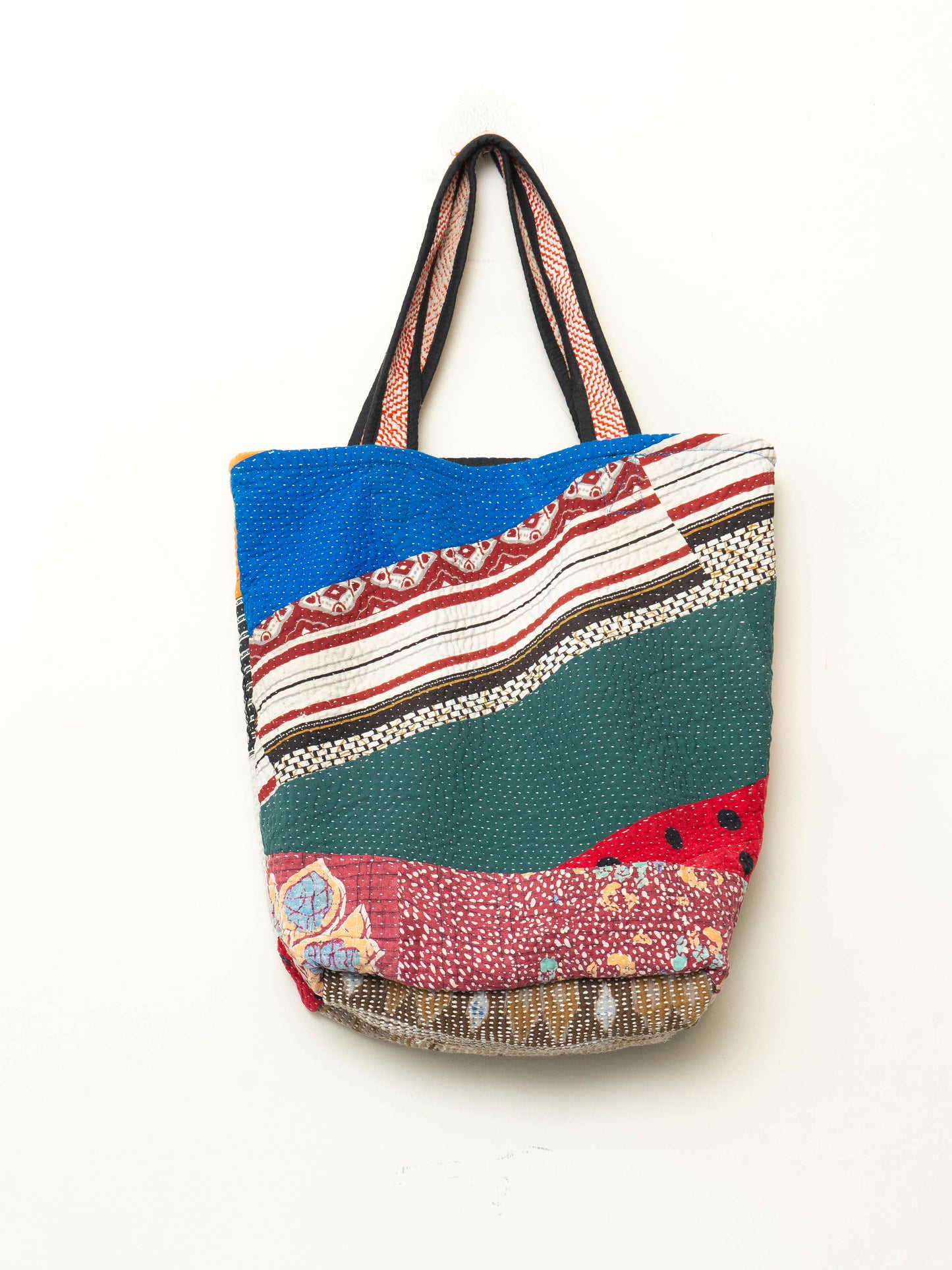 The Xoti Zero- Waste Quilted Kantha Bag – NAMAI